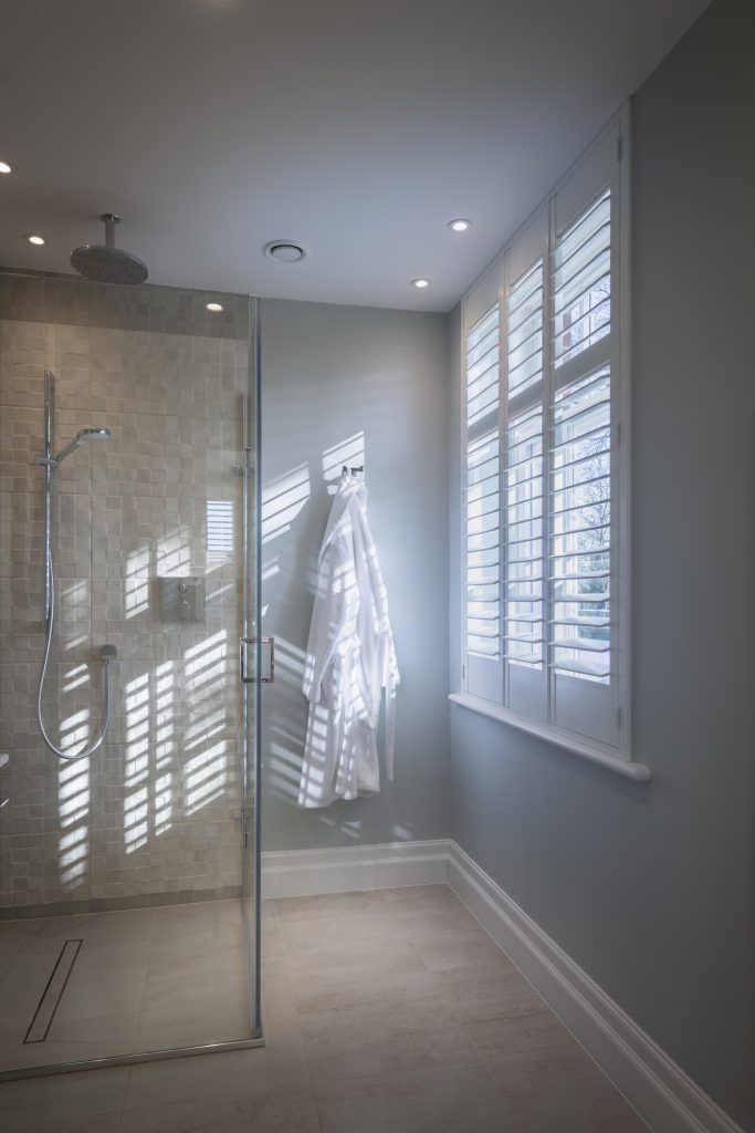 What Shutters To Pick For Your Bathroom?