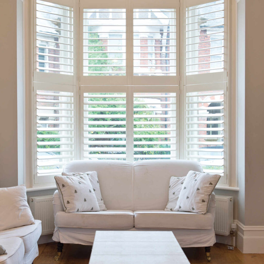 Guide: How To Best Dress A Bay Window